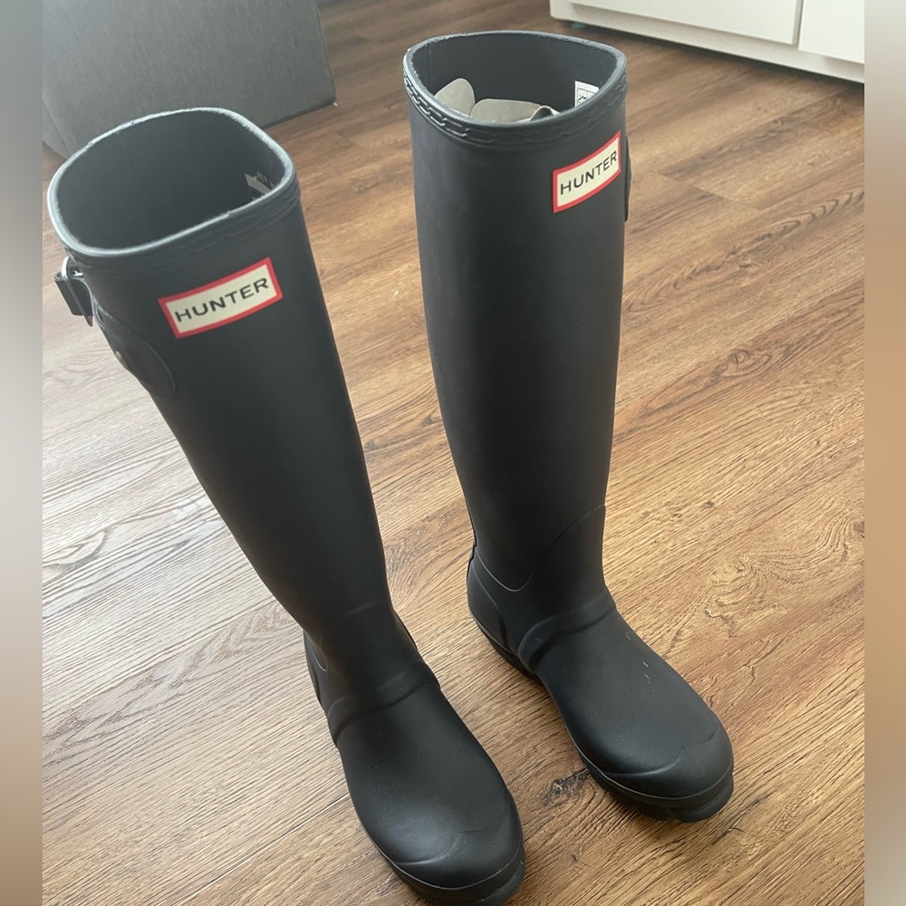 Hunter rain boot women’s size 5